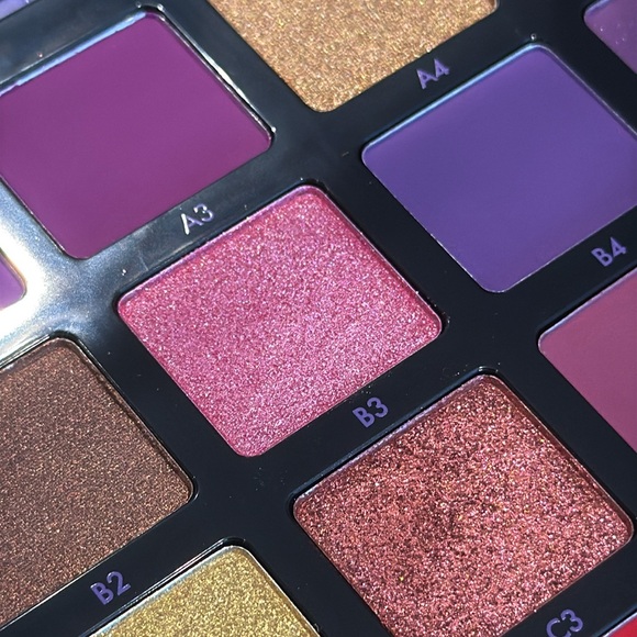 RARE! ABH Norvina Collection Pro Pigment Palette Vol. 1 - Picture 10 of 12